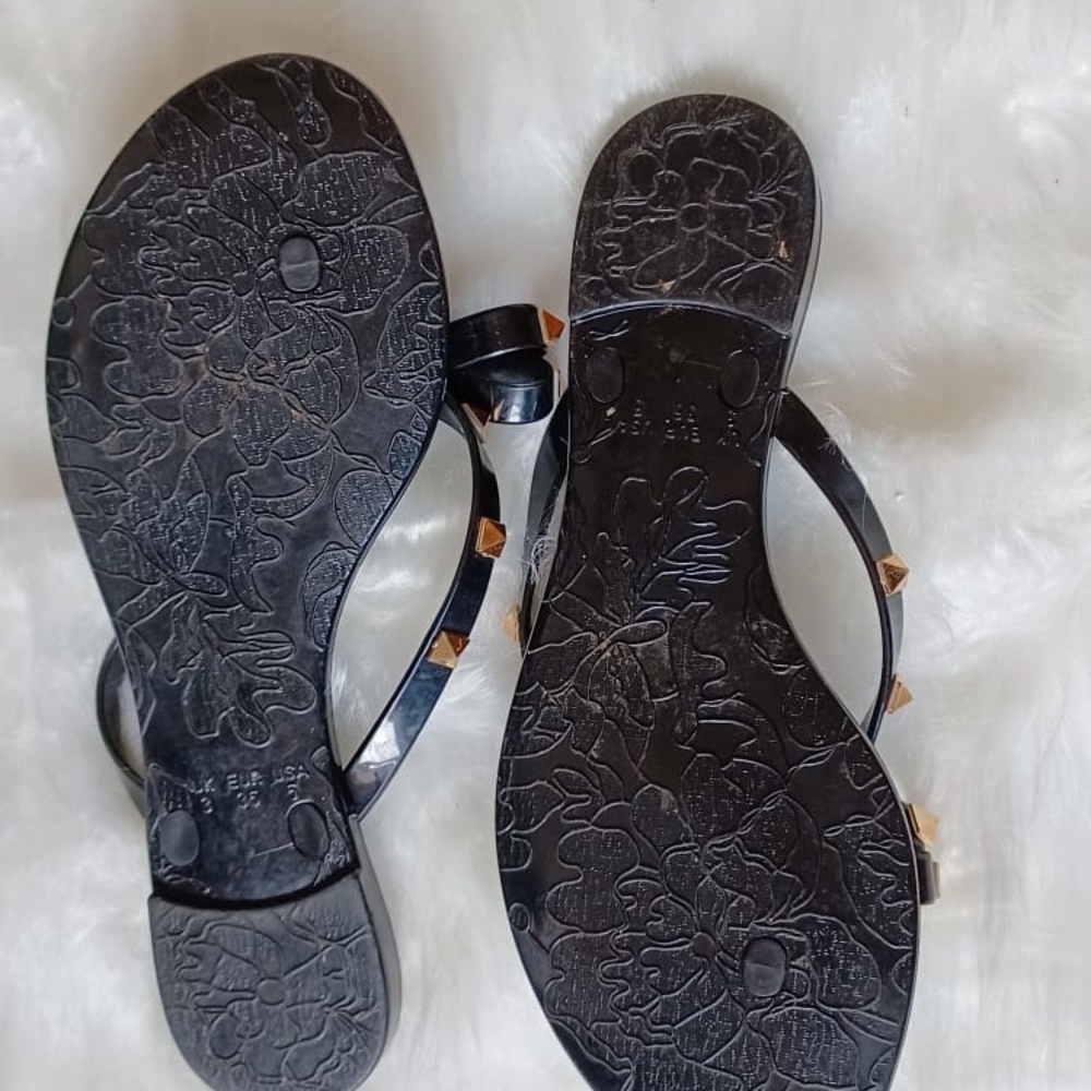 FASHIONNOVA SANDALS - Picture 4 of 6